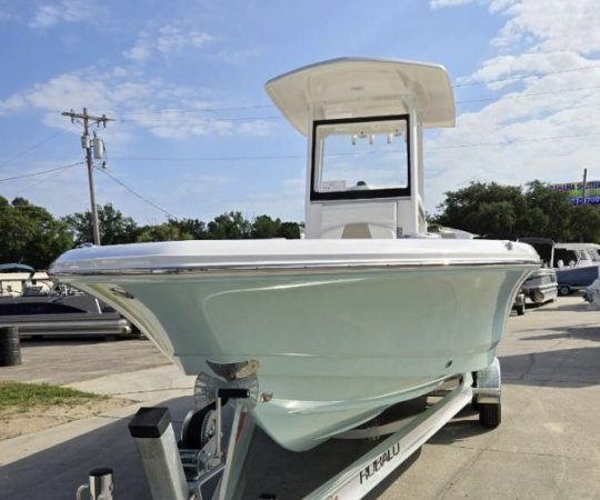 New 2024 Robalo 246 Cayman  Boat for sale